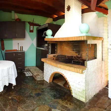 Ferienhaus Paola Dragotiná