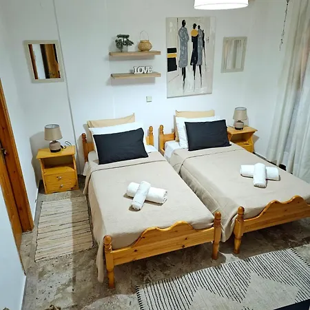 Ferienhaus Paola Dragotiná